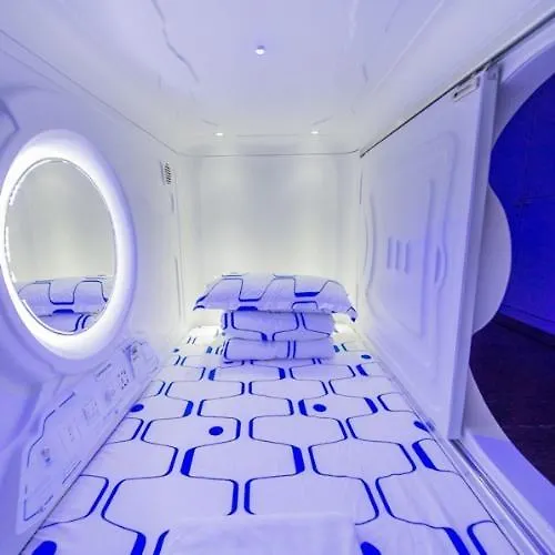 Capsule Inn 亞庇 0*,